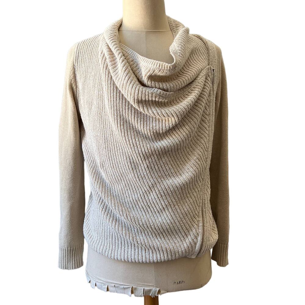 NEW YORK AND CO sweater
